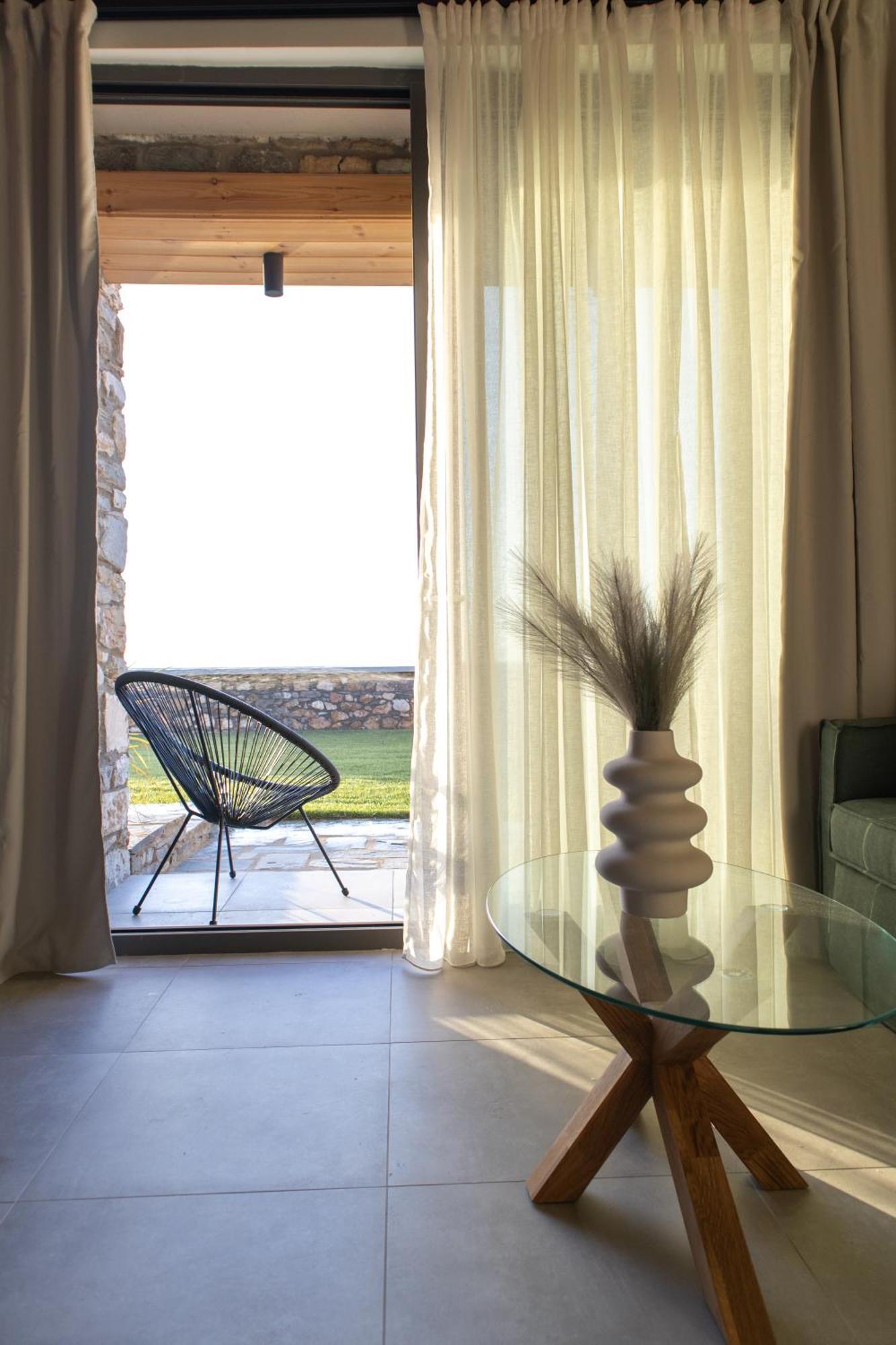 Olive & Sea Luxury Suites 스칼라소티로스 외부 사진