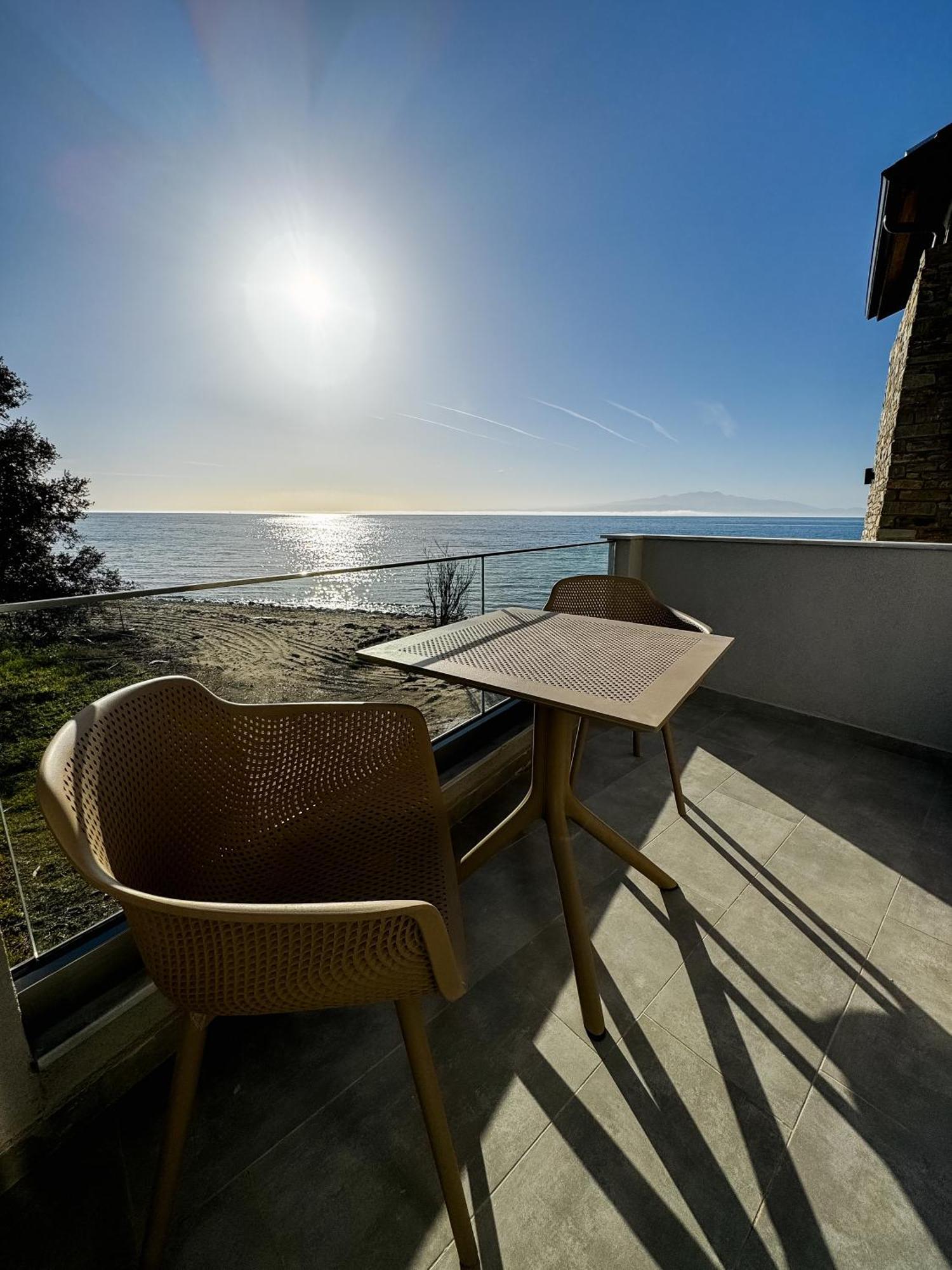 Olive & Sea Luxury Suites 스칼라소티로스 외부 사진