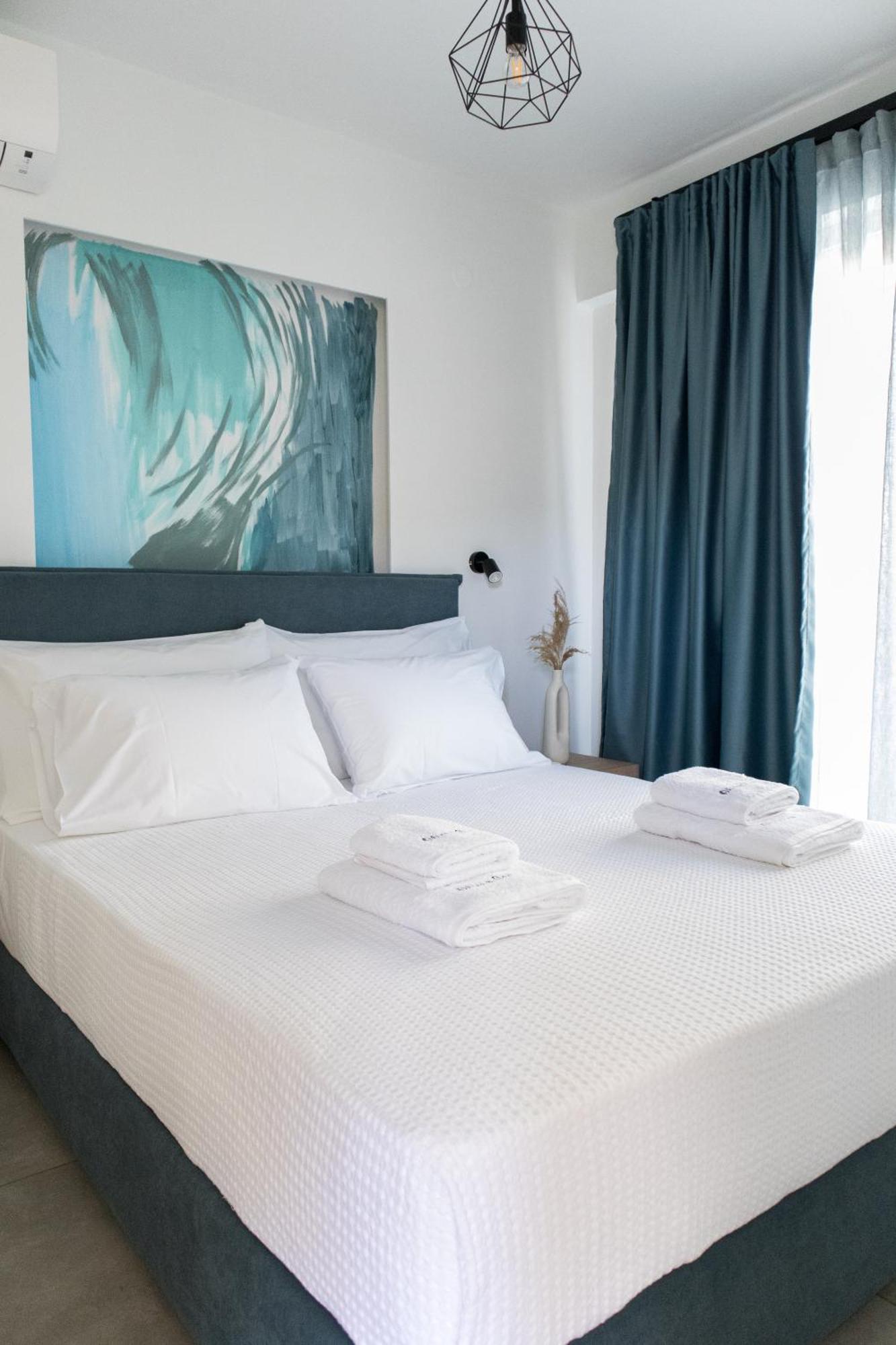 Olive & Sea Luxury Suites 스칼라소티로스 외부 사진