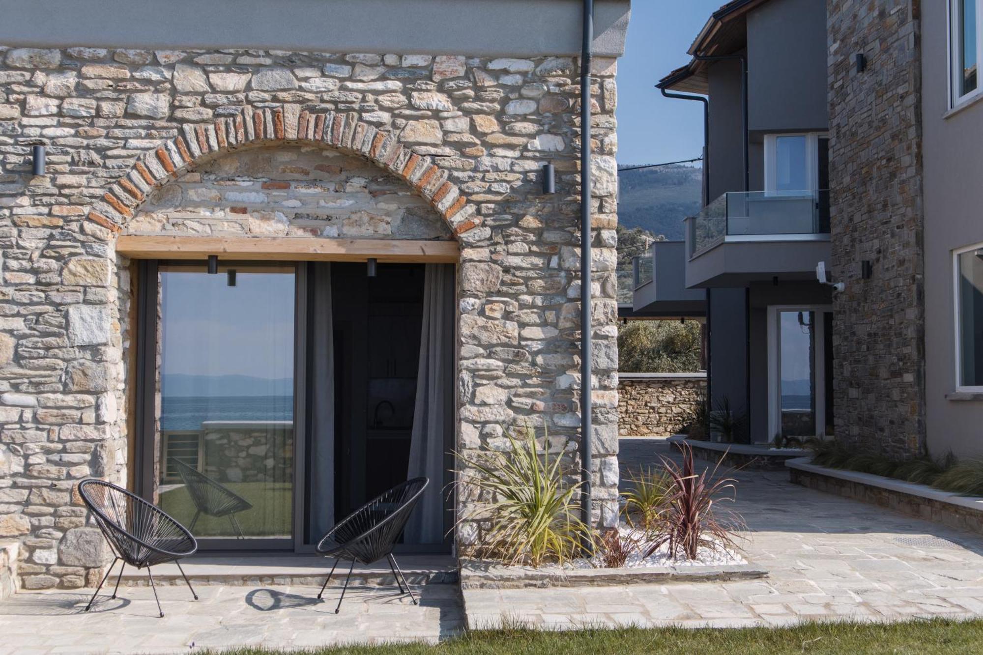Olive & Sea Luxury Suites 스칼라소티로스 외부 사진