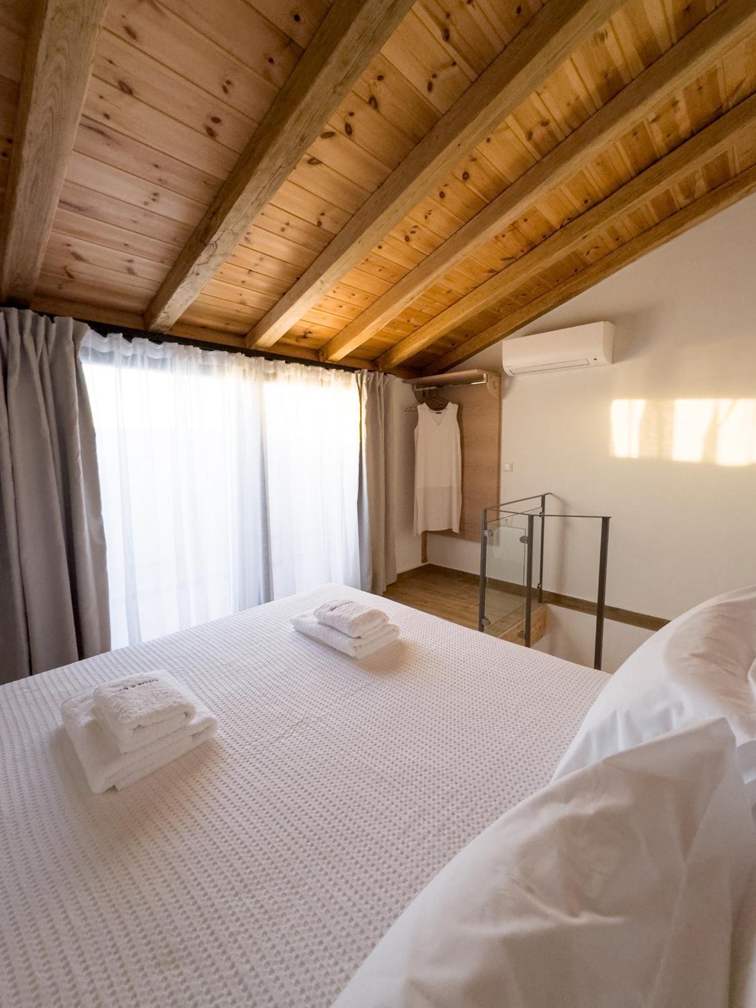 Olive & Sea Luxury Suites 스칼라소티로스 외부 사진