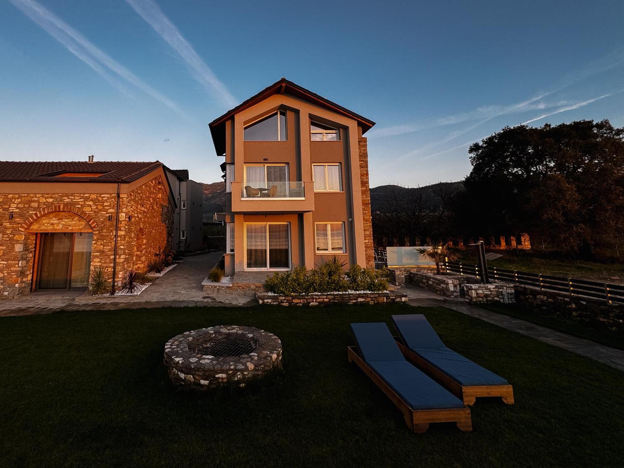 Olive & Sea Luxury Suites 스칼라소티로스 외부 사진