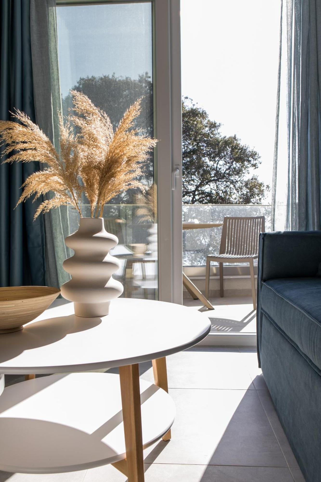 Olive & Sea Luxury Suites 스칼라소티로스 외부 사진